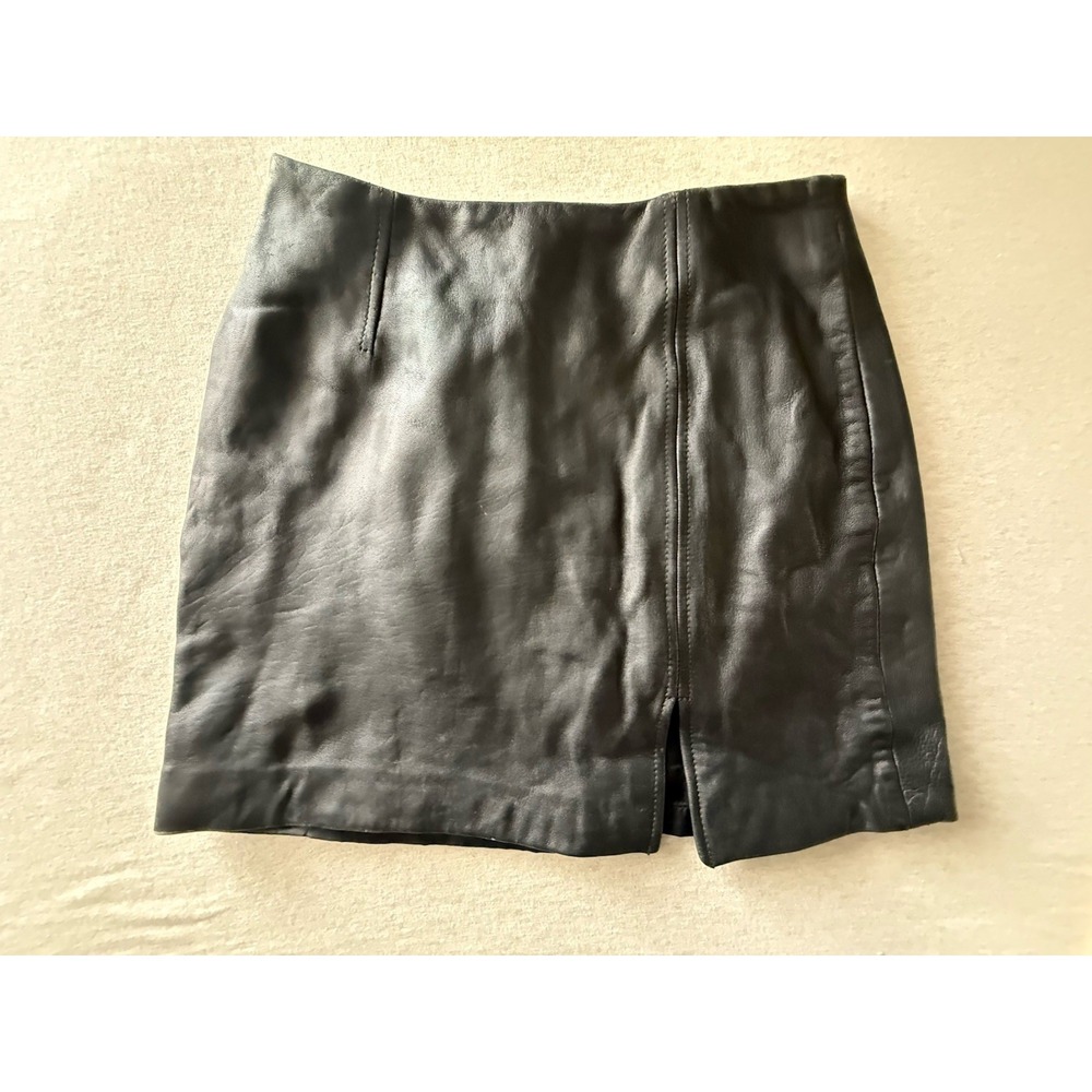 Express Woman's Black Leather Mini‎ Skirt Size 1